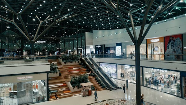 Shopping Mall Cleaning